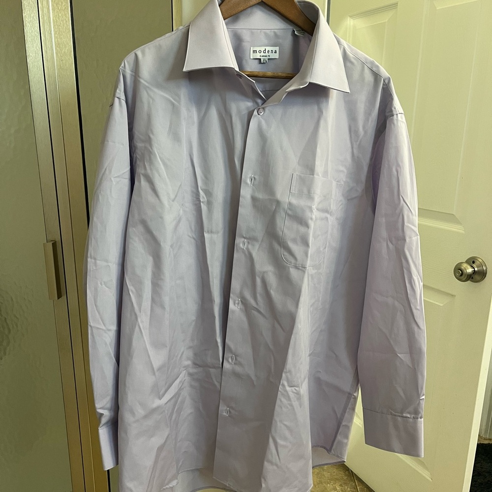 Men’s dress shirt, lavender, neck 18.5, sleeve 34/35, never worn